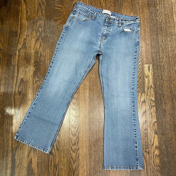 Levi's Signature Jeans Size Misses 14 Short - Stretch Low Rise Boot Cut - Picture 11 of 11